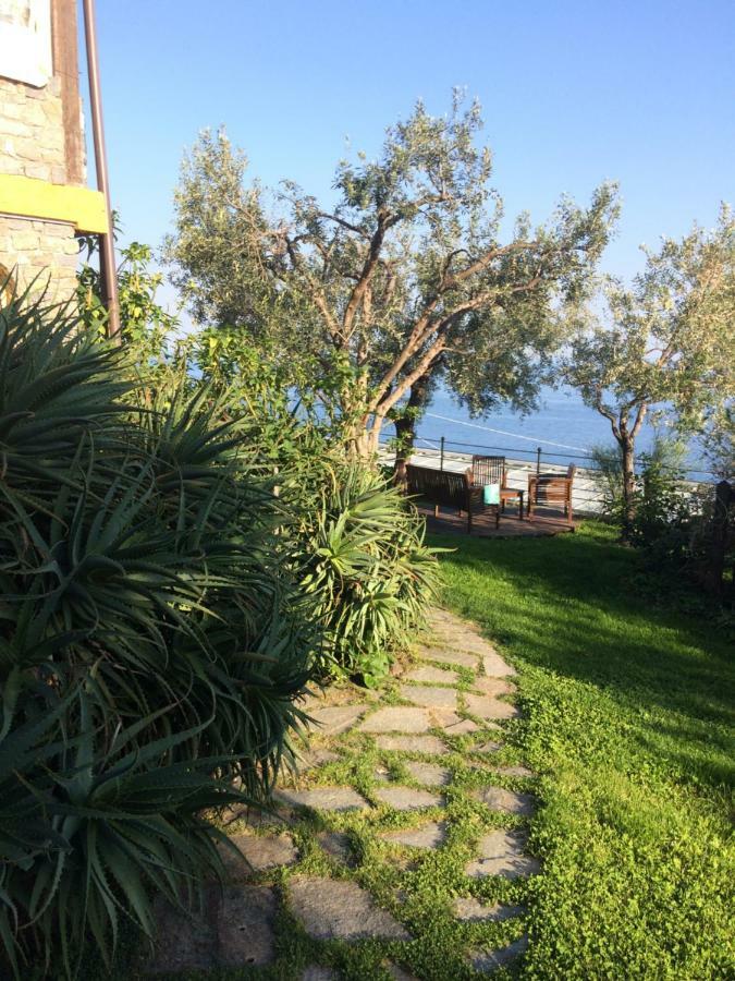 Hotel Creuza De Ma Santo Stefano al Mare Exterior foto